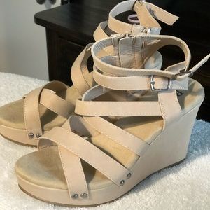 Wedge sandals